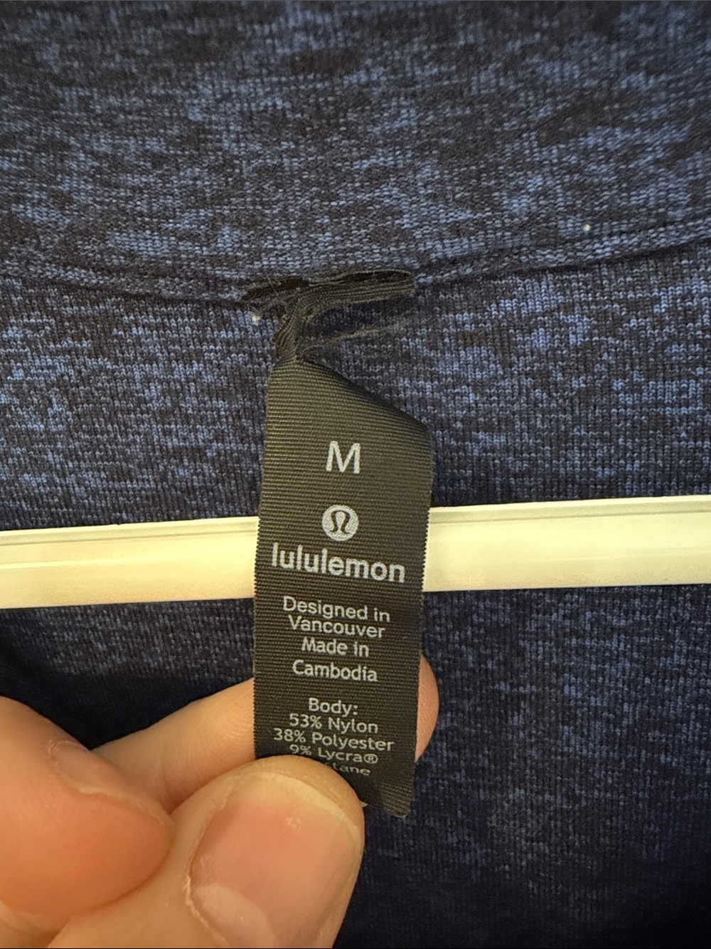 Lululemon Men's Navy Quarter-Zip Sweater Shirt size M - Picture 2 of 4